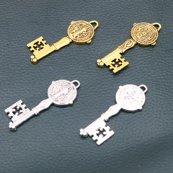 6 adet Dini Exorcist Aziz Benedict Vintage Anahtar Metal Kolye DIY Takılar Takı El Sanatları Bulguları P459