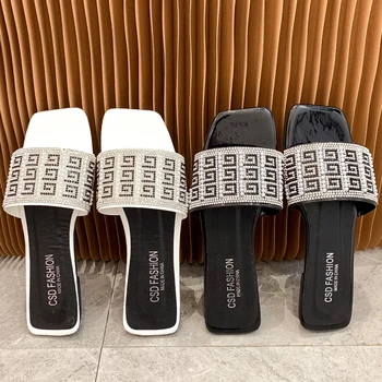 Kristal G Kelime Tasarımcı Marka Kadın Terlik Sandalet Ayakkabı Antiskid Düz Taban Terlik Kadın Sandalet Slaytlar plaj ayakkabısı Yeni 2022