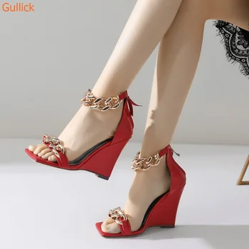 Metal Toka Zincir Takozlar Sandalet Kare Ayak Bir Kelime Kemer Ayak Bileği Kayışı Kapak Topuk Fermuar Ayakkabı Kadın Moda Sokak Sandalet
